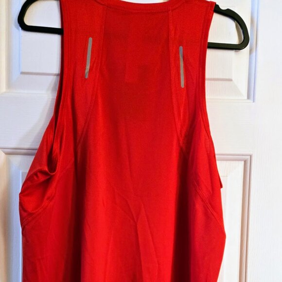 Fabletics Mens The O2 Tank Red - Picture 2 of 3